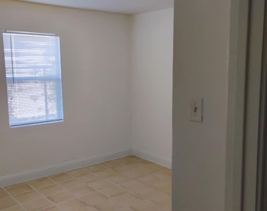 3002 Market Street - Photo Thumbnail 8