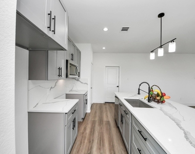 6273 Road 5503 - Photo Thumbnail 17