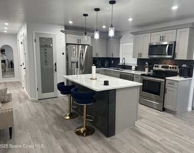 3782 Catalina Drive - Photo Thumbnail 3