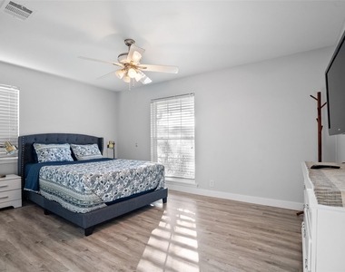 9403 Timberside Drive - Photo Thumbnail 21