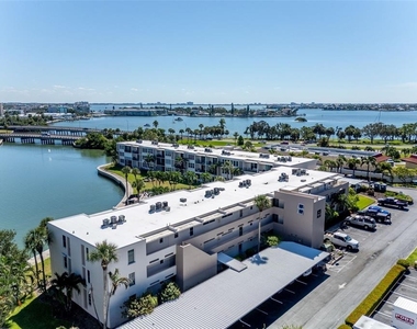7405 Bay Island Drive S - Photo Thumbnail 2