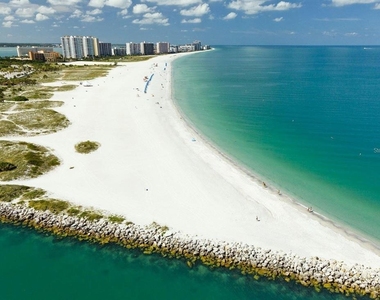 1230 Gulf Boulevard - Photo Thumbnail 4