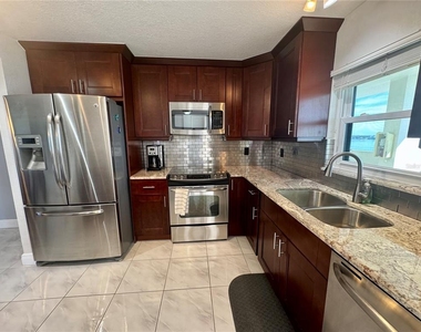 1230 Gulf Boulevard - Photo Thumbnail 10