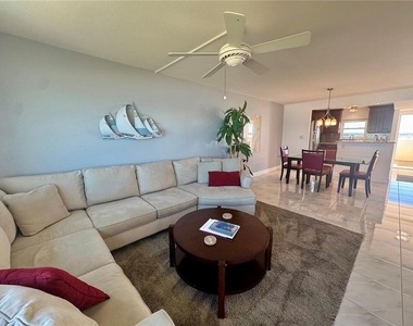 1230 Gulf Boulevard - Photo Thumbnail 18