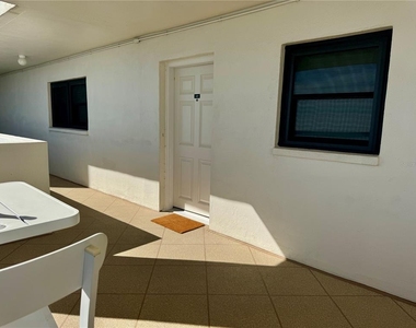 1230 Gulf Boulevard - Photo Thumbnail 8