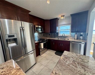 1230 Gulf Boulevard - Photo Thumbnail 11