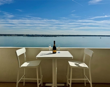 1230 Gulf Boulevard - Photo Thumbnail 5