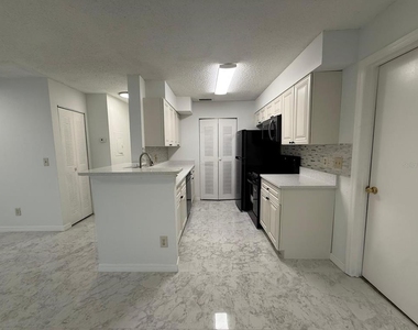 1089 S Hiawassee Road - Photo Thumbnail 7
