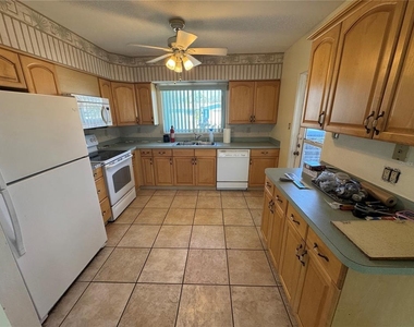 264 Glen Oak Road - Photo Thumbnail 2
