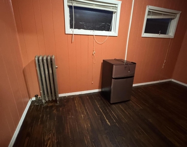 618 Deacon Street - Photo Thumbnail 7