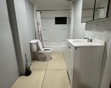 618 Deacon Street - Photo Thumbnail 10