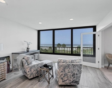 5740 Midnight Pass Road - Photo Thumbnail 7
