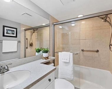1640 Stickney Point Road - Photo Thumbnail 12
