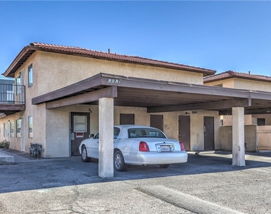 3109 N Walnut Road - Photo Thumbnail 2