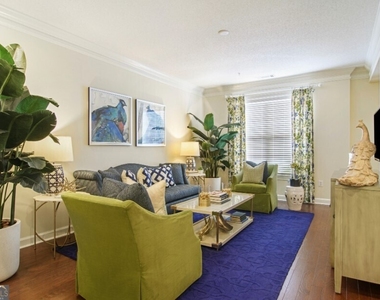 100 Ladson Court - Photo Thumbnail 3