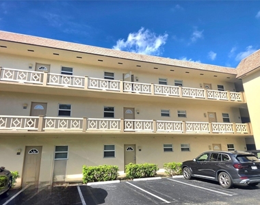 3531 Nw 50th Avenue - Photo Thumbnail 1