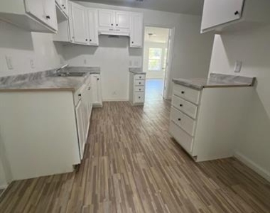 10732 Cotillion Drive - Photo Thumbnail 12
