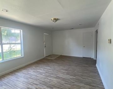 10732 Cotillion Drive - Photo Thumbnail 8