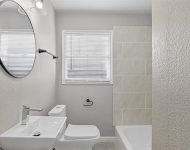 4721 Tremont Street - Photo Thumbnail 10