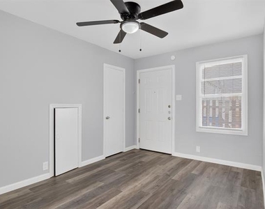 4721 Tremont Street - Photo Thumbnail 8