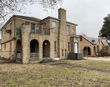 1802 Exchange Avenue - Photo Thumbnail 15