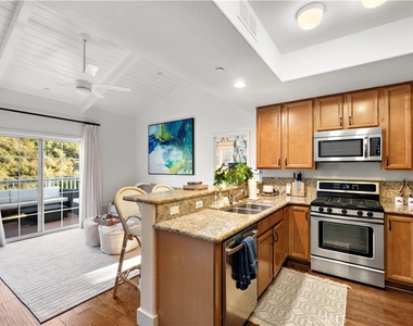 1315 Dunning Drive - Photo Thumbnail 5