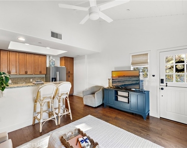 1315 Dunning Drive - Photo Thumbnail 4