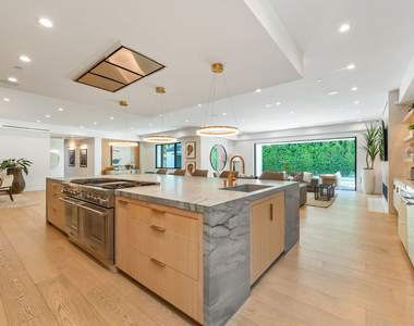17228 Otsego Street - Photo Thumbnail 2