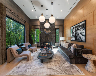 17228 Otsego Street - Photo Thumbnail 3
