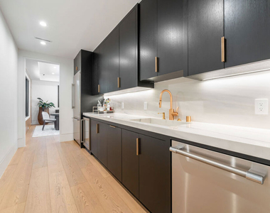 17228 Otsego Street - Photo Thumbnail 20