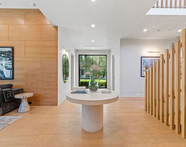17228 Otsego Street - Photo Thumbnail 4