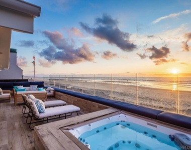 2050 Ocean Front - Photo Thumbnail 4