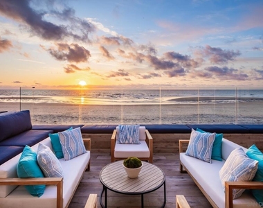 2050 Ocean Front - Photo Thumbnail 3