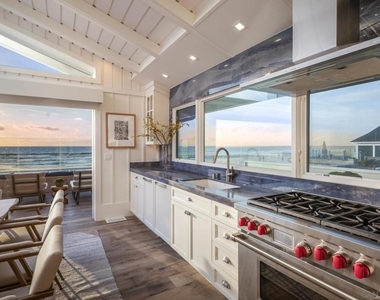 2050 Ocean Front - Photo Thumbnail 7