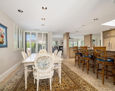 6 Oxford Court - Photo Thumbnail 11