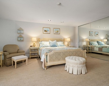 6 Oxford Court - Photo Thumbnail 13
