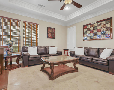 51016 Marbella Court - Photo Thumbnail 17