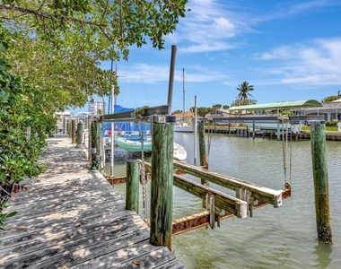 217 Marina Drive - Photo Thumbnail 19