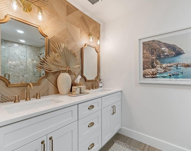 150 Old Meadow Way - Photo Thumbnail 43