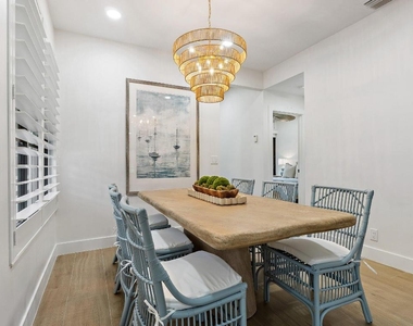 150 Old Meadow Way - Photo Thumbnail 6
