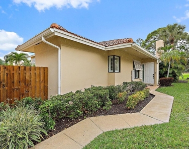 150 Old Meadow Way - Photo Thumbnail 2