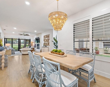 150 Old Meadow Way - Photo Thumbnail 7