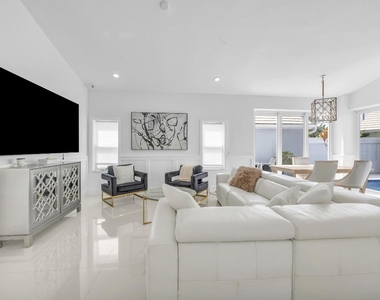 39 Dorchester Circle - Photo Thumbnail 2