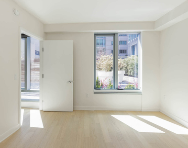 340 Fremont St - Photo Thumbnail 24