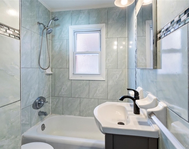 75 South Street - Photo Thumbnail 3