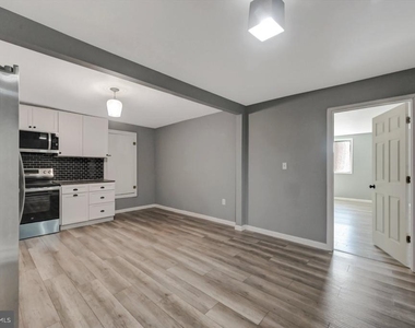 128a E Broad Street - Photo Thumbnail 16