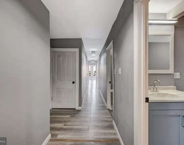 128a E Broad Street - Photo Thumbnail 34