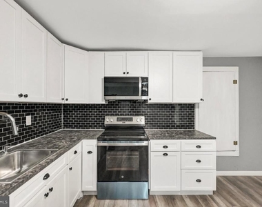 128a E Broad Street - Photo Thumbnail 19