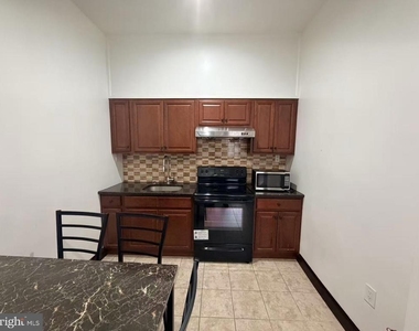 4428 Chestnut Street - Photo Thumbnail 3