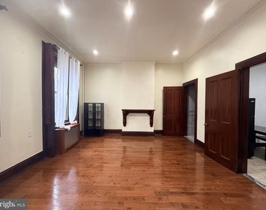 4428 Chestnut Street - Photo Thumbnail 5